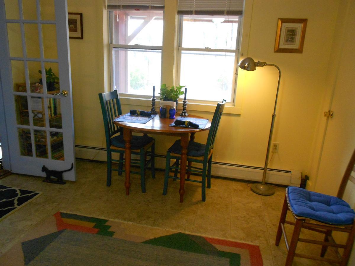 Cavalier Cottage B&B Shelburne Falls Екстер'єр фото